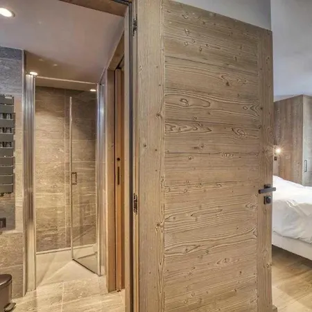 Luxurious 4-room With Pool, Gym, And Parking * Megeve