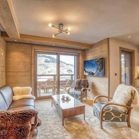 Luxurious 4-room With Pool, Gym, And Parking Apartment *