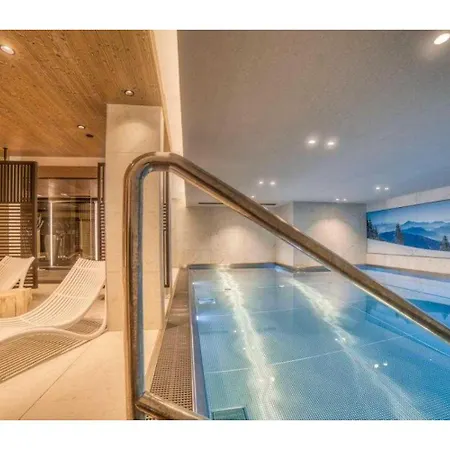 Luxurious 4-room With Pool, Gym, And Parking Megeve