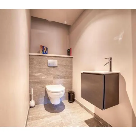 Luxurious 4-room With Pool, Gym, And Parking Apartment Megeve